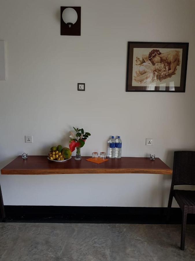 Edelweiss Residence Hikkaduwa Esterno foto