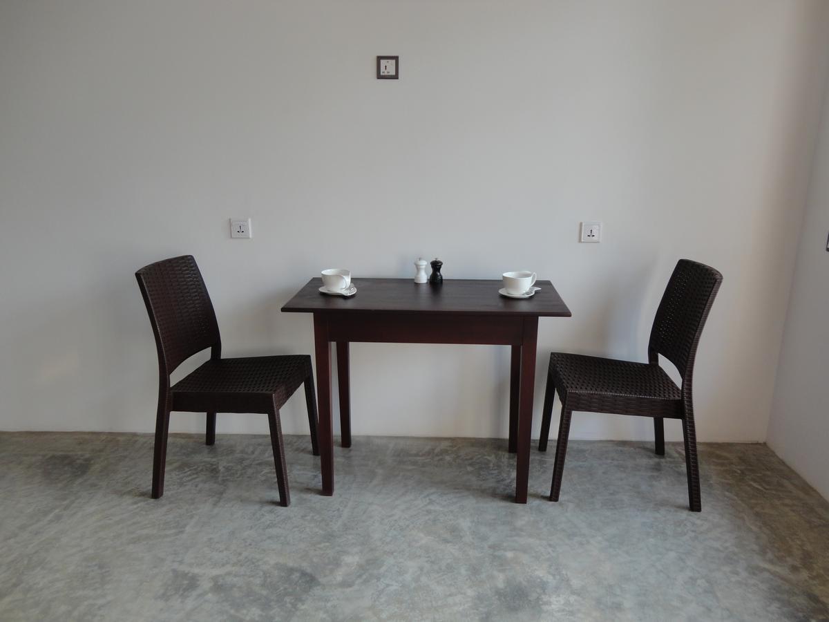Edelweiss Residence Hikkaduwa Esterno foto
